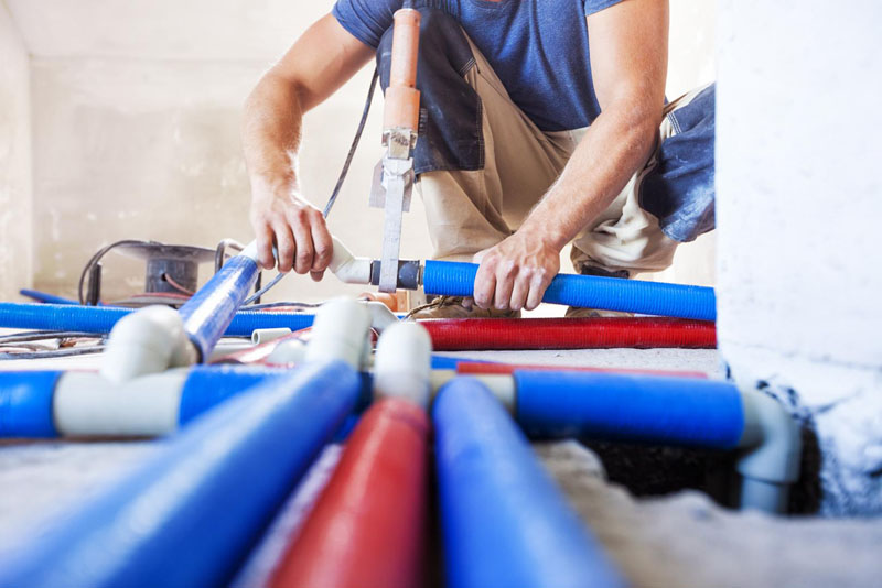 Quels sont les services que peut offrir un plombier professionnel à La Flèche ?